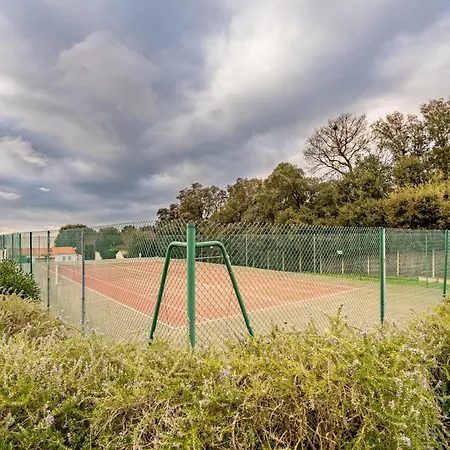 M9110 - Maison Avec Piscine