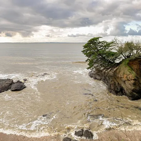 M9110 - Maison Avec Piscine