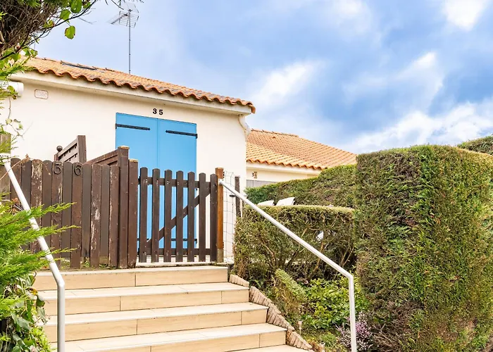 M9110 - Maison Avec Piscine * Pornic